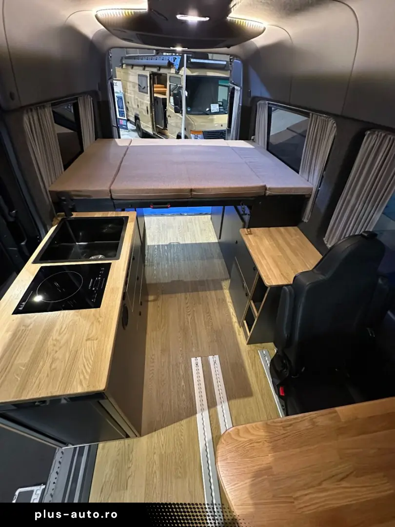 MERCEDES-BENZ Sprinter Tourer 319 CDI 4x4 Automatik