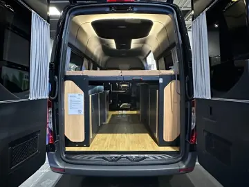MERCEDES-BENZ Sprinter Tourer 319 CDI 4x4 Automatik