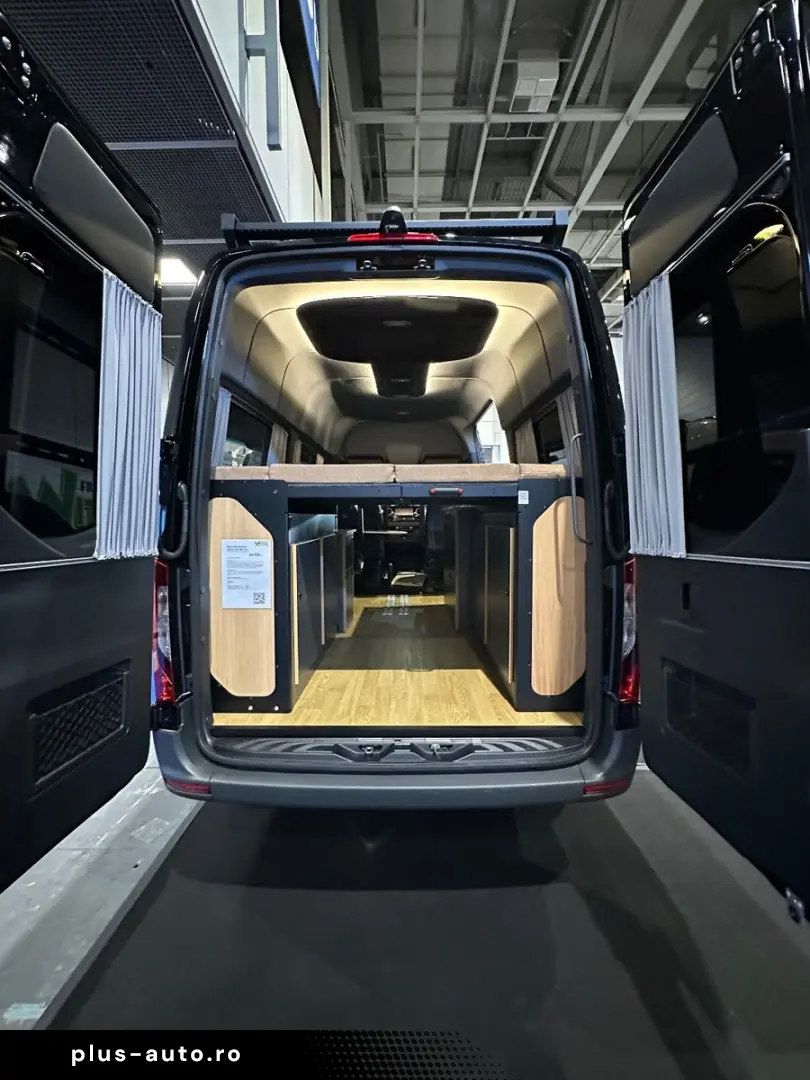 MERCEDES-BENZ Sprinter Tourer 319 CDI 4x4 Automatik