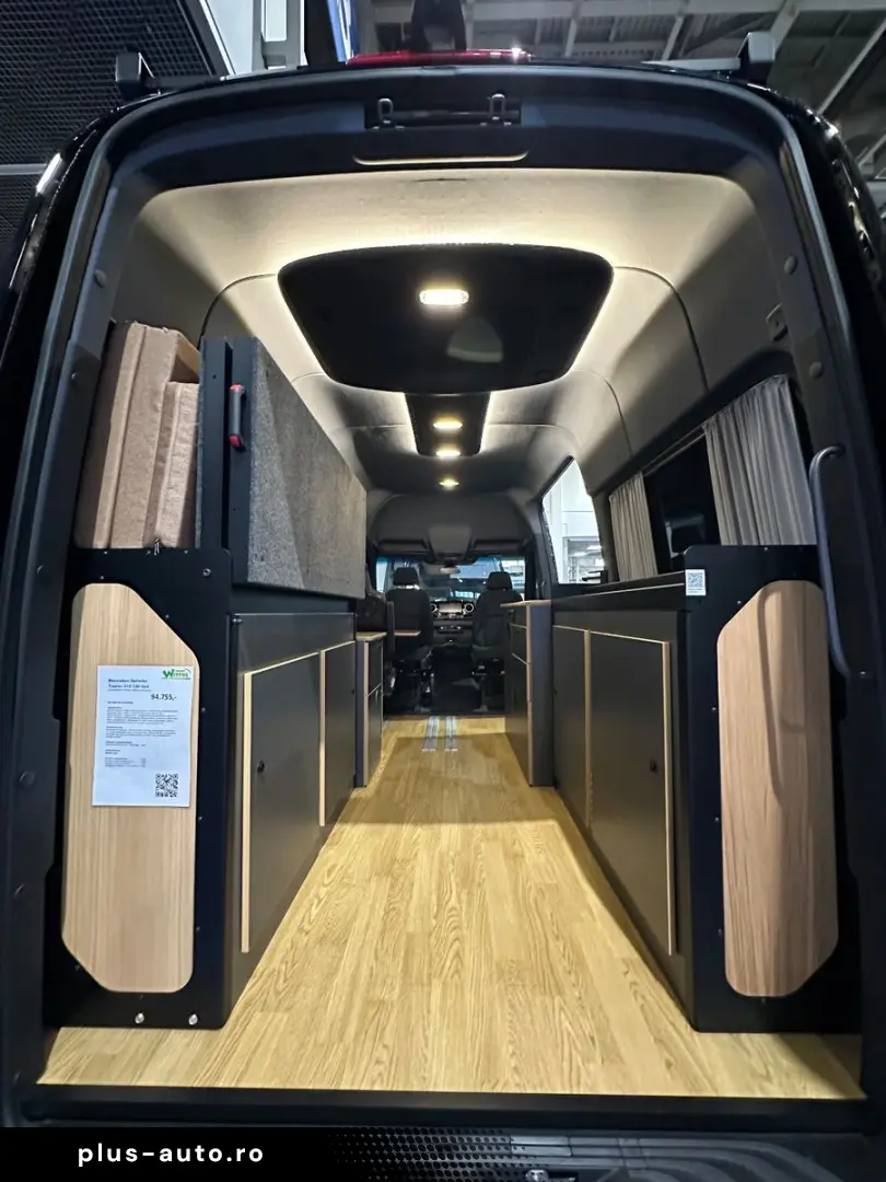 MERCEDES-BENZ Sprinter Tourer 319 CDI 4x4 Automatik