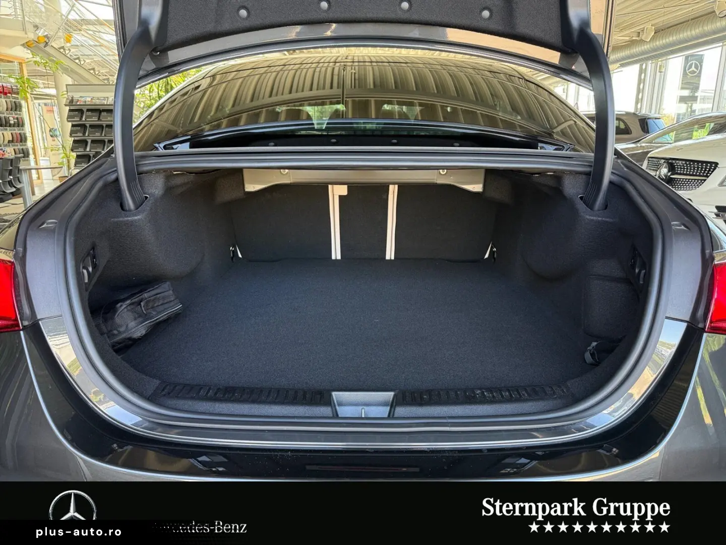 MERCEDES-BENZ E 300 de Exclusive  Bur4D Distronic Memory 360