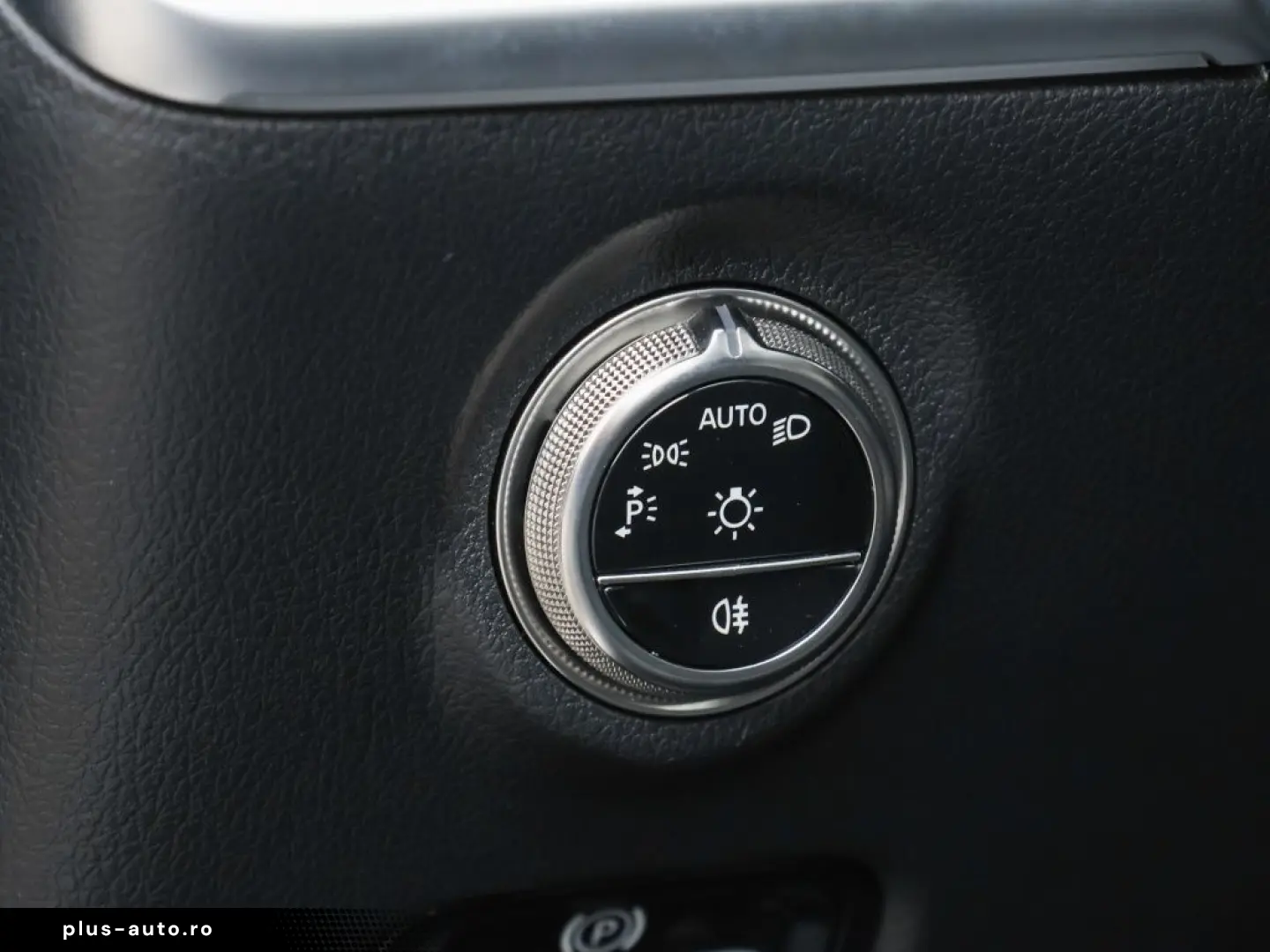 MERCEDES-BENZ C 300 d AMG-Sport Pano Burm Night DIGI&hellip;