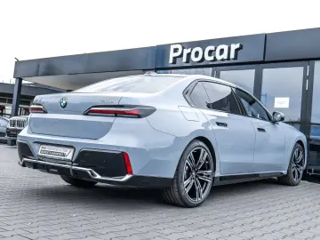 BMW 740d xDrive Limousine M Sport