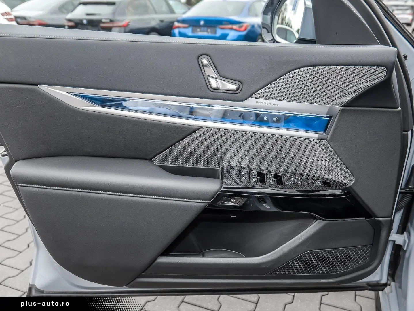 BMW 740d xDrive Limousine M Sport HUD PANO ACC AHK