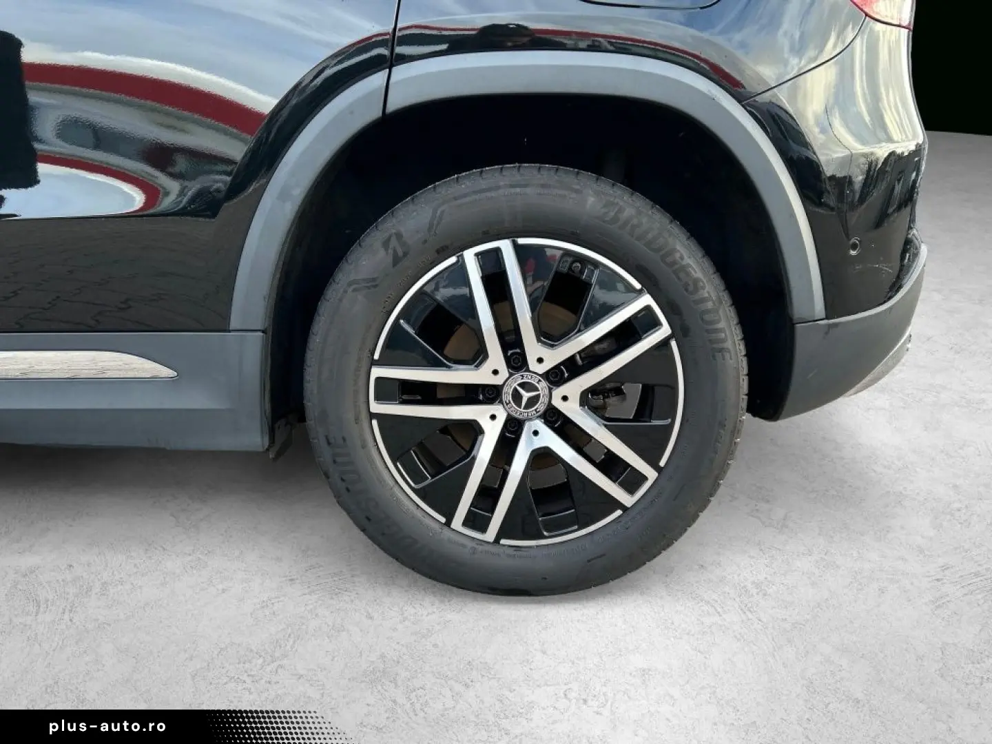 MERCEDES-BENZ GLA 200 4MATIC 360 AUT Kam. KeyLess KlimaA LM