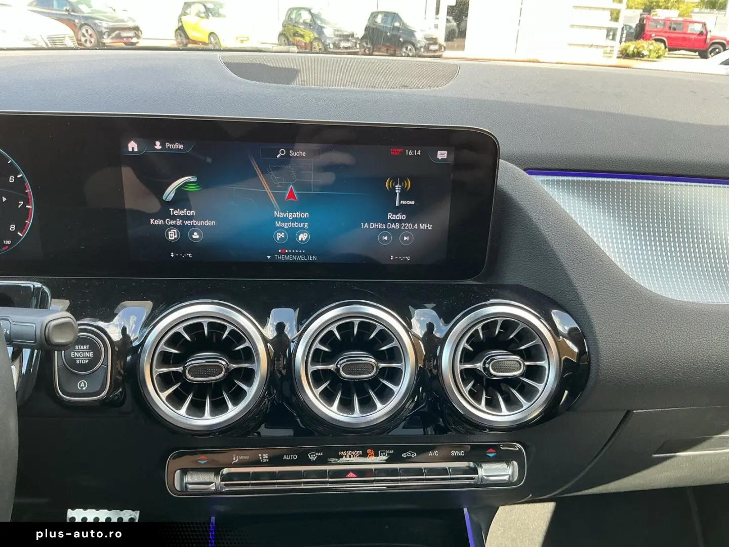 MERCEDES-BENZ GLA 250 4M Progr Distro 360Night LED