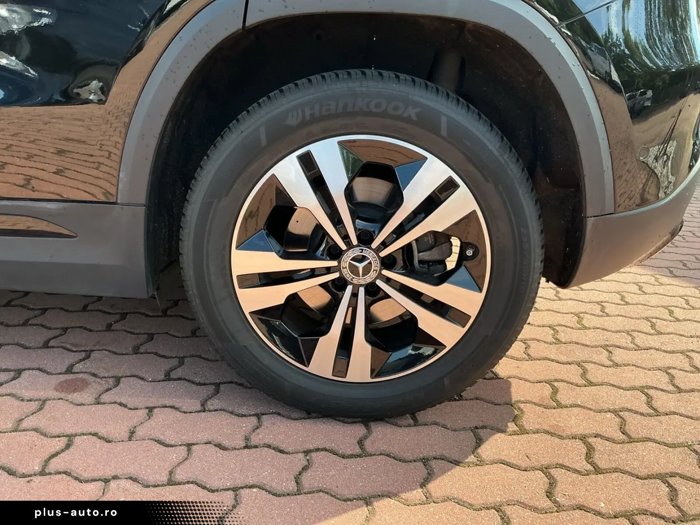 MERCEDES-BENZ GLA 250 4M Progr Distro 360Night LED