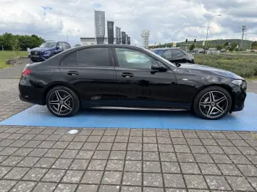 MERCEDES-BENZ C 300 de 4M EQ AMG NIGHT DIGI LIGHT FAHRASSIST