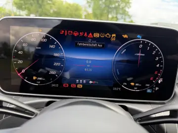 MERCEDES-BENZ C 300 de 4M EQ AMG NIGHT DIGI LIGHT FAHRASSIST