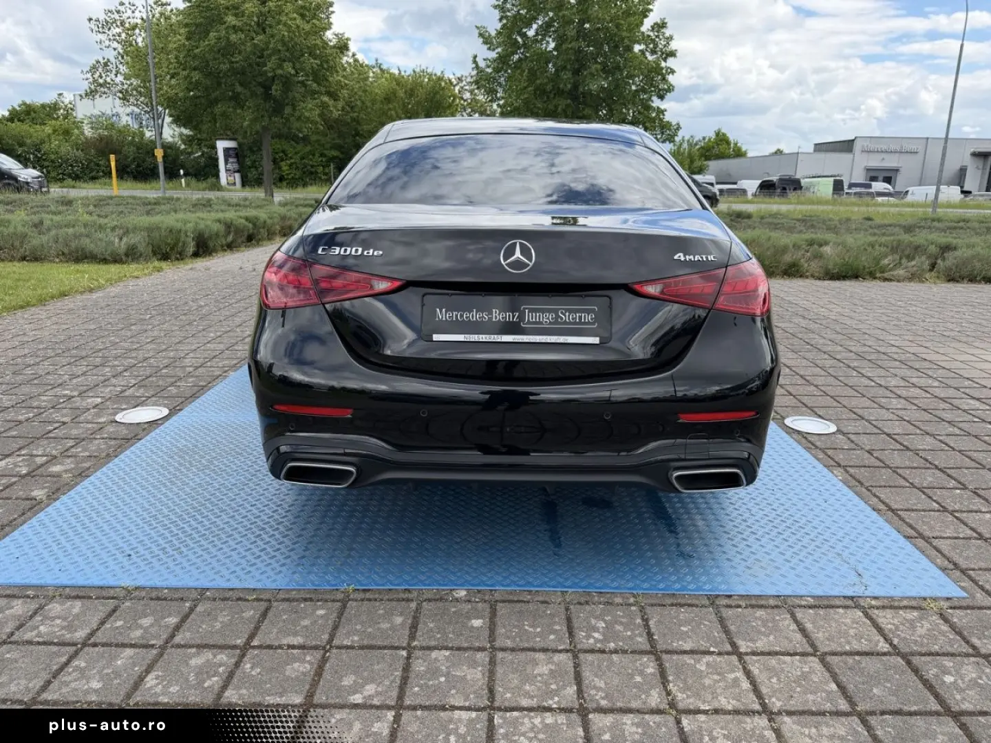 MERCEDES-BENZ C 300 de 4M EQ AMG NIGHT DIGI LIGHT FAHRASSIST