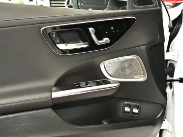 MERCEDES-BENZ C 63 AMG S E PERFORMANCE Premium  Sitz…