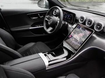 MERCEDES-BENZ C 300 de 4M AMG-Sport Pano DIGITAL 360…