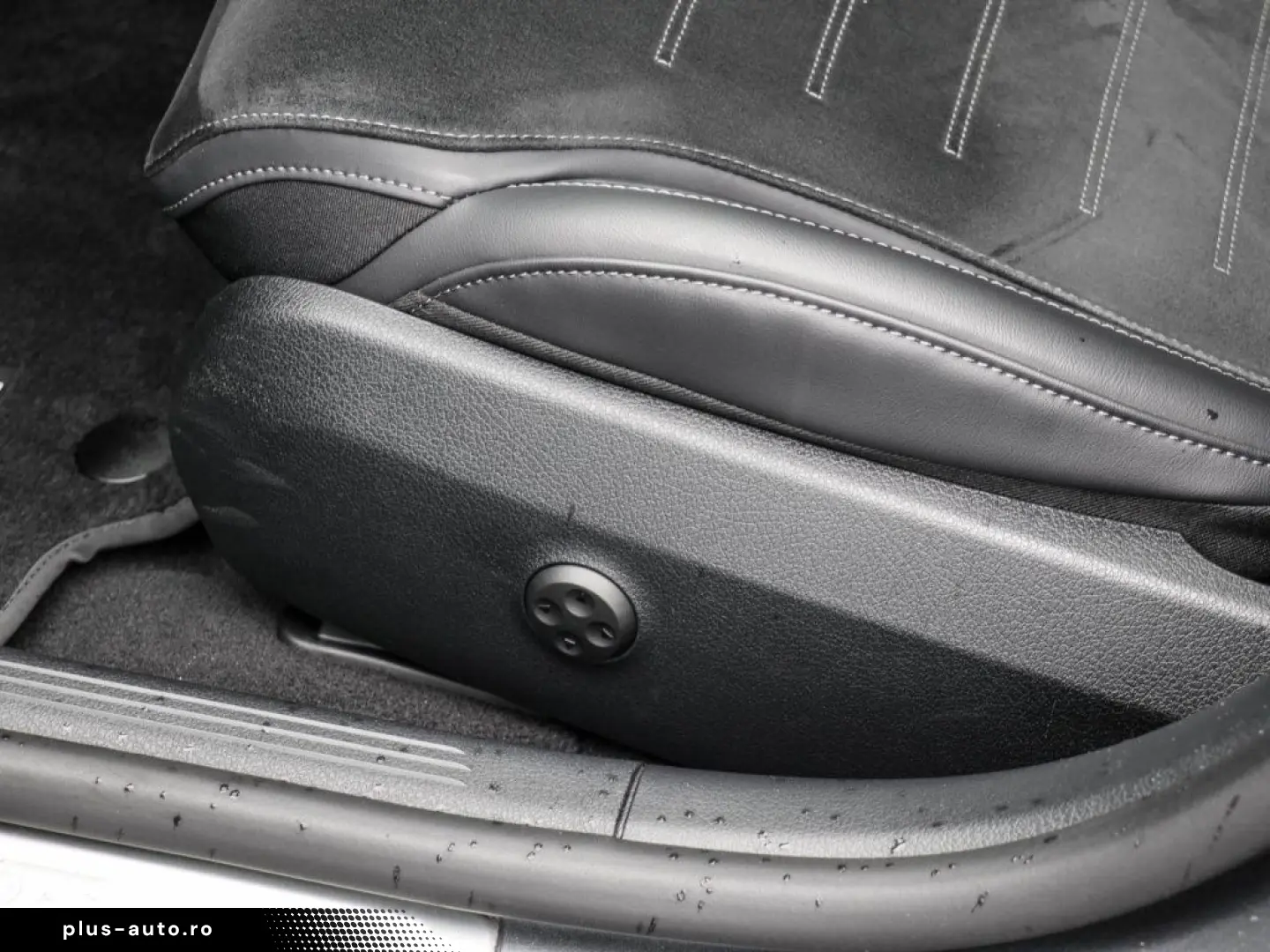 MERCEDES-BENZ C 300 de 4M AMG-Sport Pano DIGITAL 360&hellip;