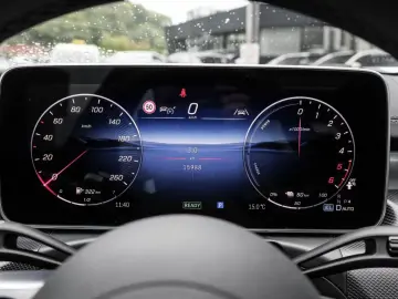 MERCEDES-BENZ C 300 de 4M AMG-Sport Pano DIGITAL 360…