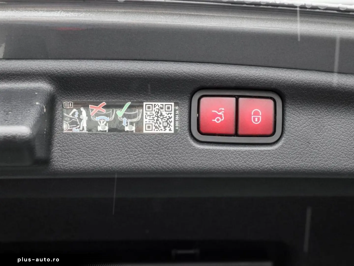 MERCEDES-BENZ C 300 de 4M AMG-Sport Pano DIGITAL 360&hellip;