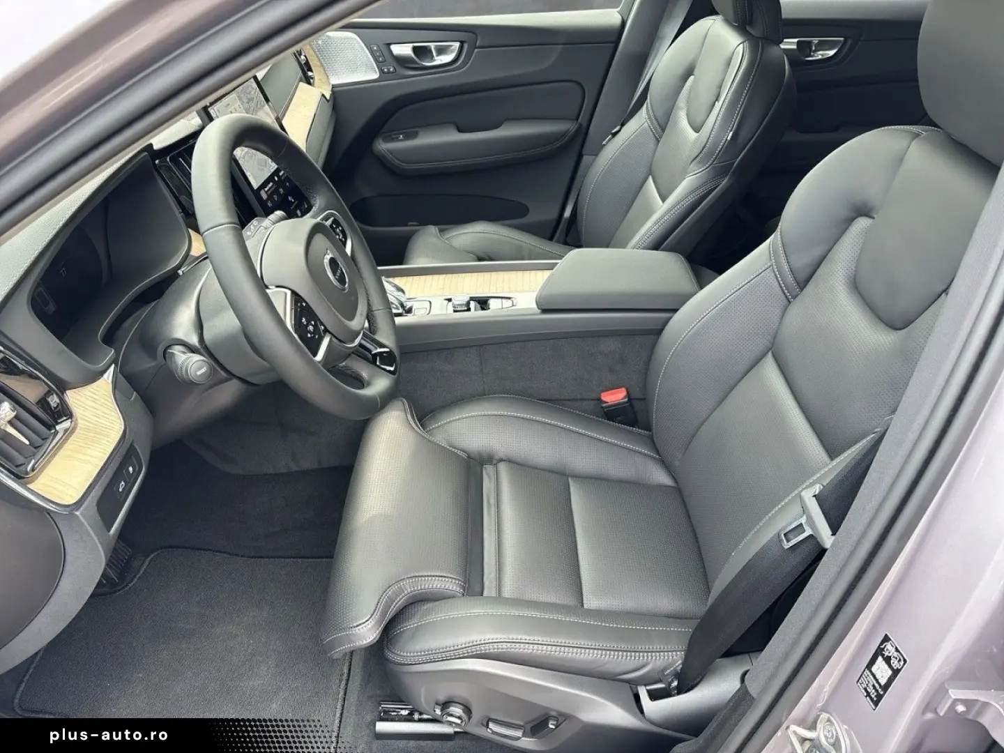 VOLVO XC60 T8 AWD Ultra Dark Plug-In (EURO 6e) Klima