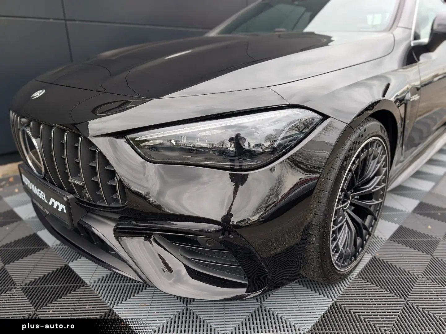 MERCEDES-BENZ Mercedes-AMG CLE 53 4MATIC Performance Sitze