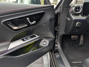 MERCEDES-BENZ Mercedes-AMG CLE 53 4MATIC Performance Sitze