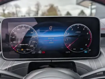 MERCEDES-BENZ Mercedes-AMG CLE 53 4MATIC Performance Sitze