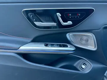 MERCEDES-BENZ CLE 53 AMG PREMIIUM DIST BURM-3D 360  …