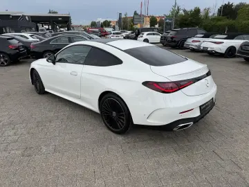 MERCEDES-BENZ CLE 200 AMG AMG Pano StandHz Night Kam…