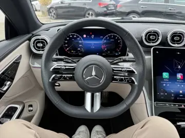 MERCEDES-BENZ CLE 200 AMG AMG Pano StandHz Night Kam…