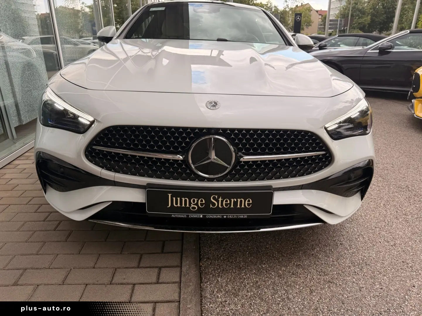MERCEDES-BENZ CLE 300 e AMG  PANO BEIGE 360CAM HUD D&hellip;