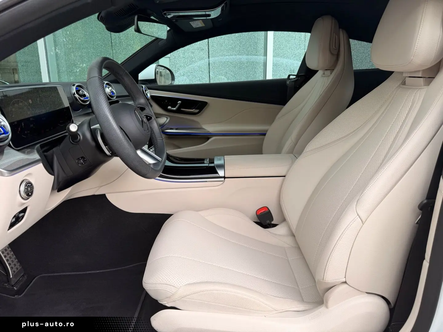 MERCEDES-BENZ CLE 300 e AMG  PANO BEIGE 360CAM HUD D&hellip;