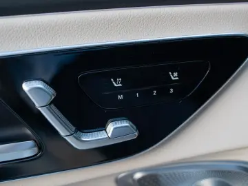 MERCEDES-BENZ CLE 53 AMG 4MATIC  Coupé I 360 I Massa…