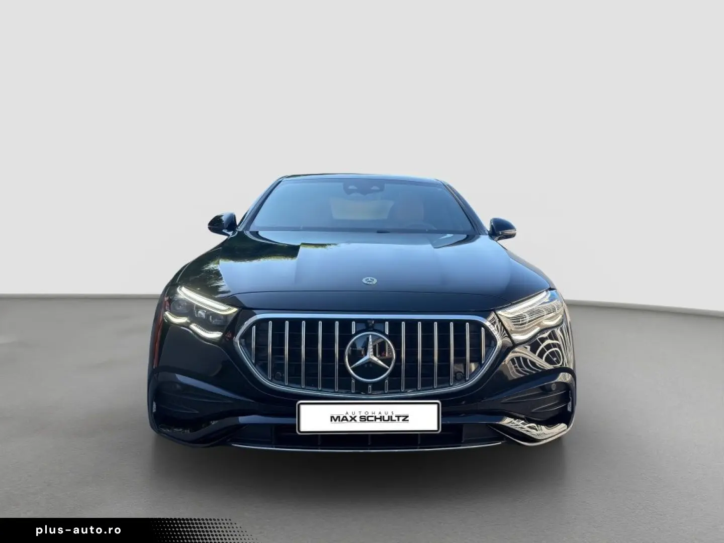 MERCEDES-BENZ E 200 4MATIC Limousine AMG Line HUD Pano Dach