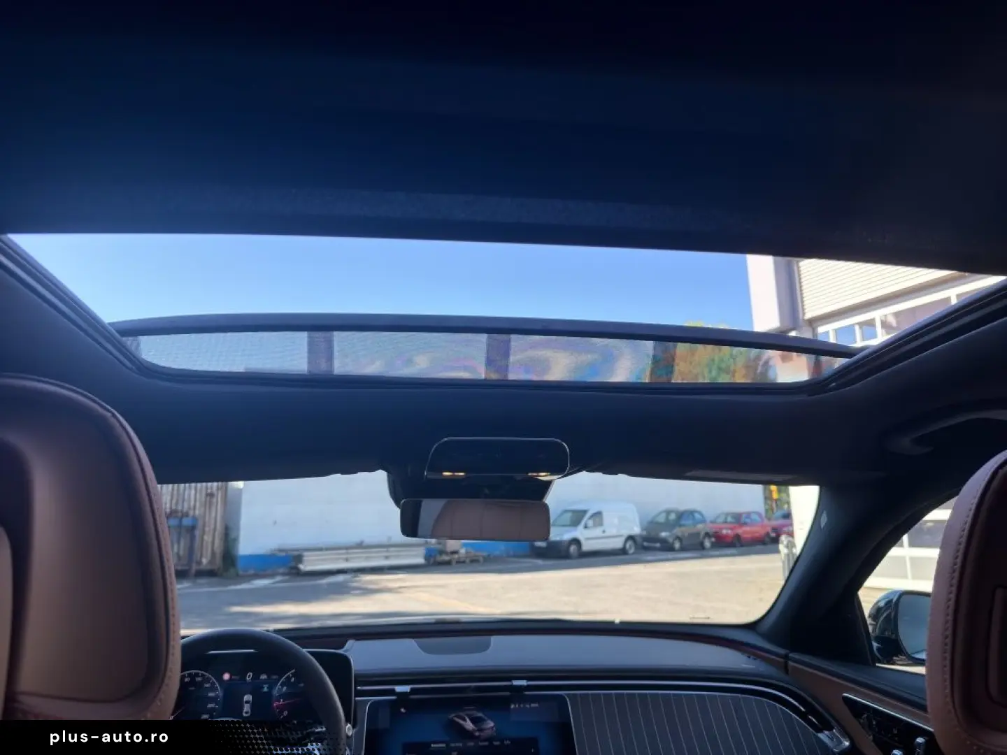 MERCEDES-BENZ E 200 4MATIC Limousine AMG Line HUD Pano Dach