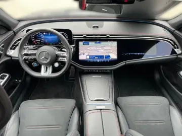 MERCEDES-BENZ AMG E 53 Hybrid 4M SUPERSCREEN NIGHT D…
