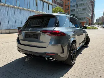 MERCEDES-BENZ GLE 350 de 4MATIC AMG Pano Burmester 2…