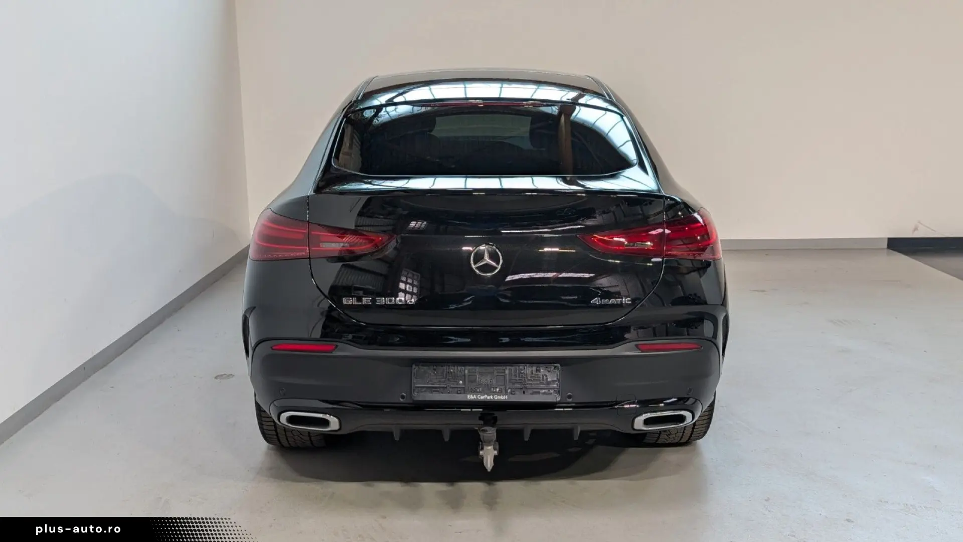 MERCEDES-BENZ GLE 300 d 4Matic Coupe AMG-MB100-AHK-PANO-DSTR