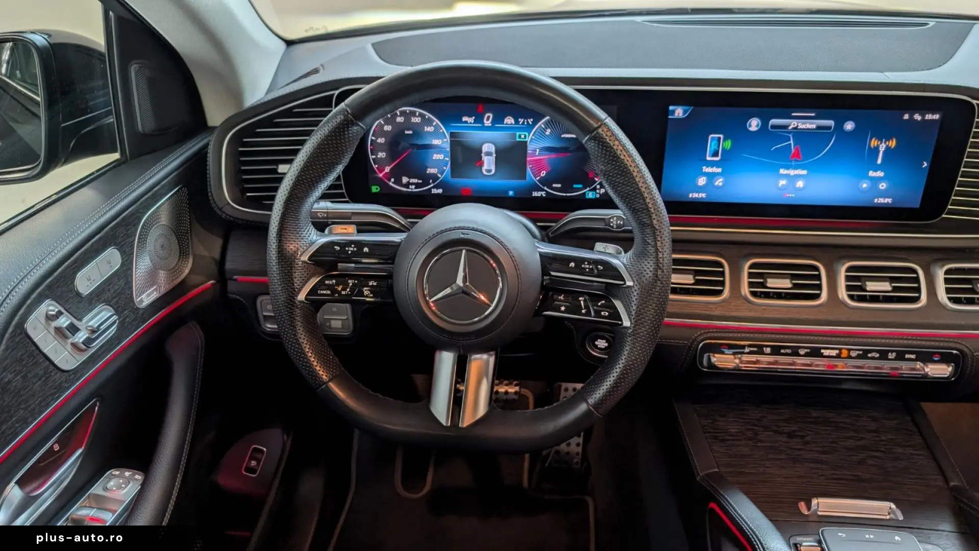 MERCEDES-BENZ GLE 300 d 4Matic Coupe AMG-MB100-AHK-PANO-DSTR