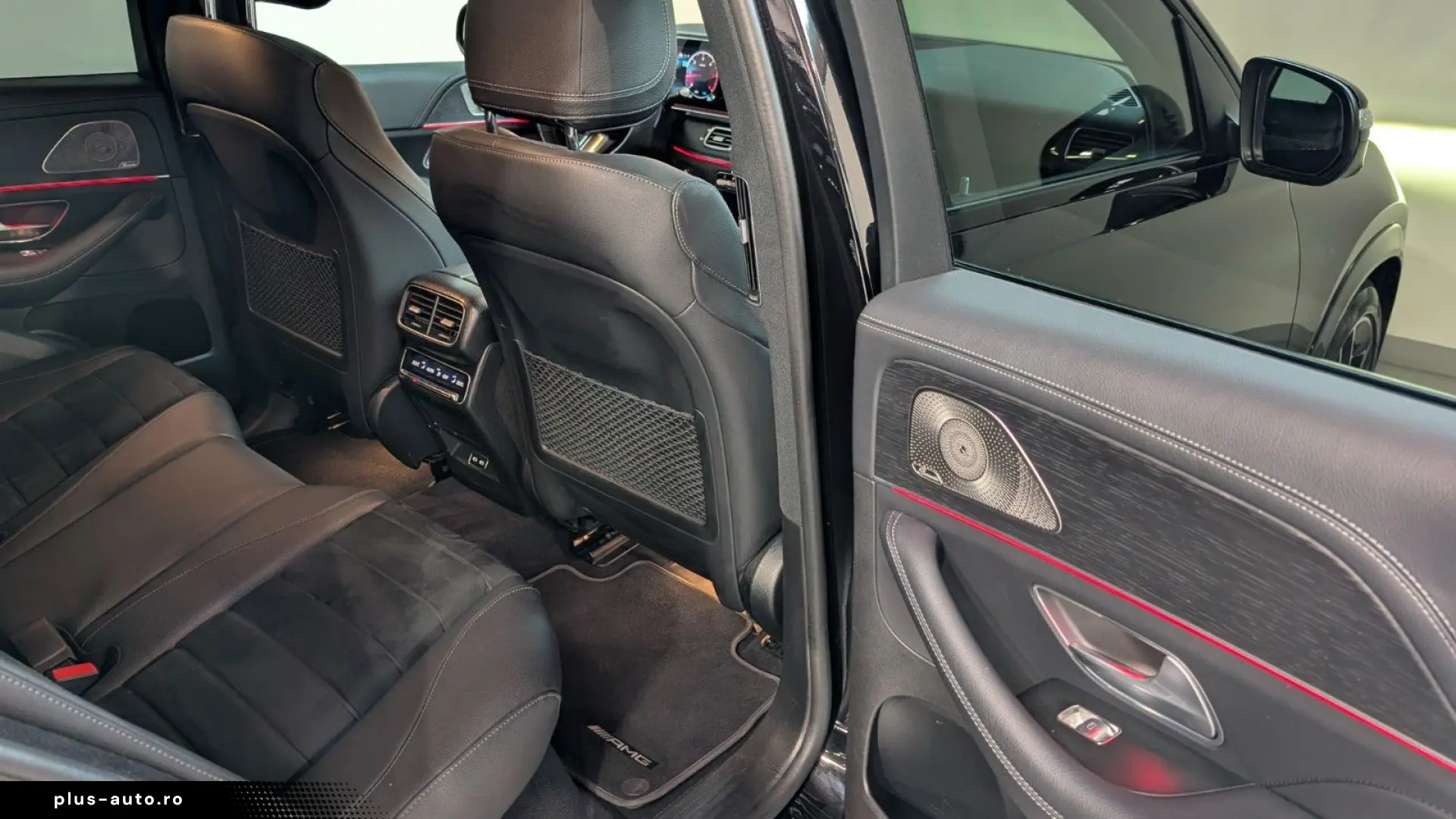 MERCEDES-BENZ GLE 300 d 4Matic Coupe AMG-MB100-AHK-PANO-DSTR