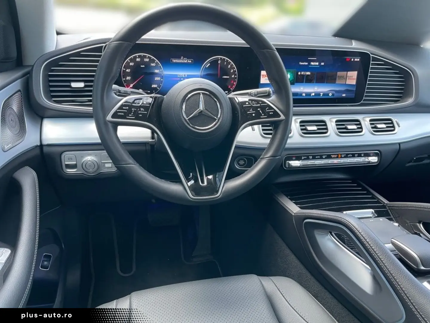 MERCEDES-BENZ GLE 2025 — imagine 10