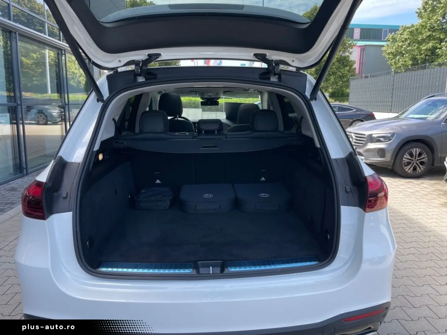 MERCEDES-BENZ GLE 2025 — imagine 16
