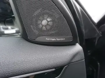 BMW X2 xDrive25e M Sport Pack Head-Up HK HiFi DAB