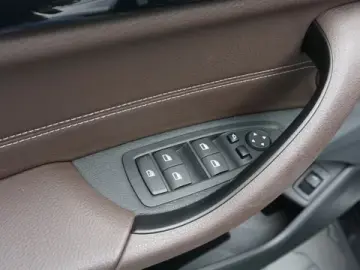 BMW X2 xDrive25e M Sport Pack Head-Up HK HiFi DAB