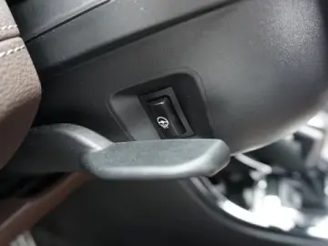 BMW X2 xDrive25e M Sport Pack Head-Up HK HiFi DAB