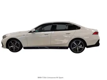 BMW 530e M Sport PANO AHK HK BROWN LEATHER