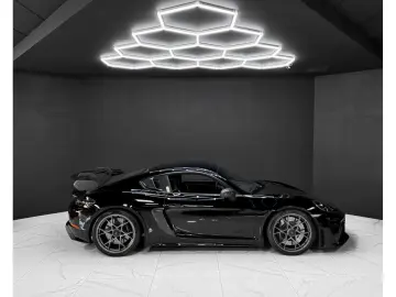 PORSCHE 718 Cayman GT4 RS   WEISSACH   Clubsport   Lift