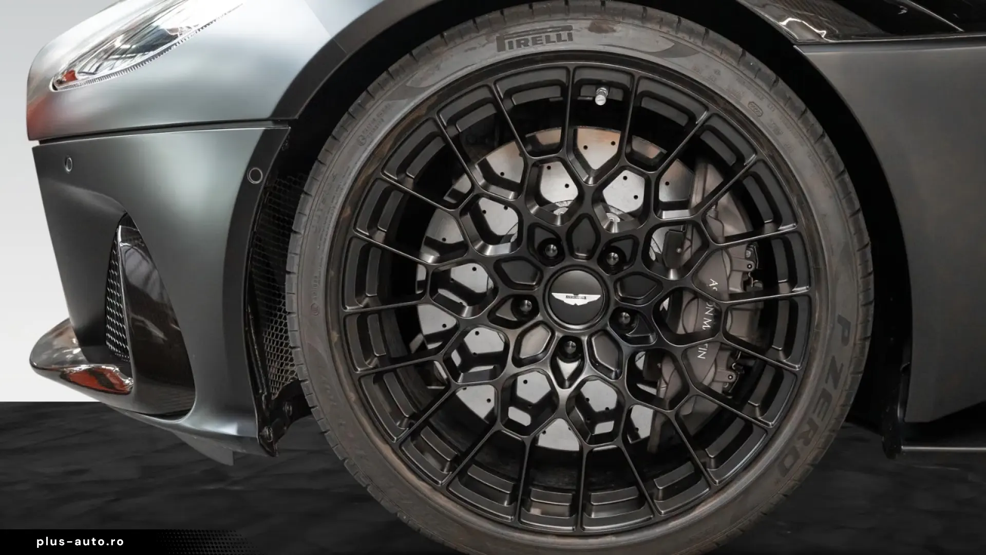 Aston Martin DBS 770 Ultimate Volante   Satin Paint   Carbon
