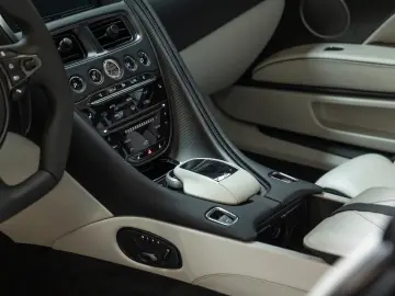 Aston Martin DBS 770 Ultimate Volante   Satin Paint   Carbon