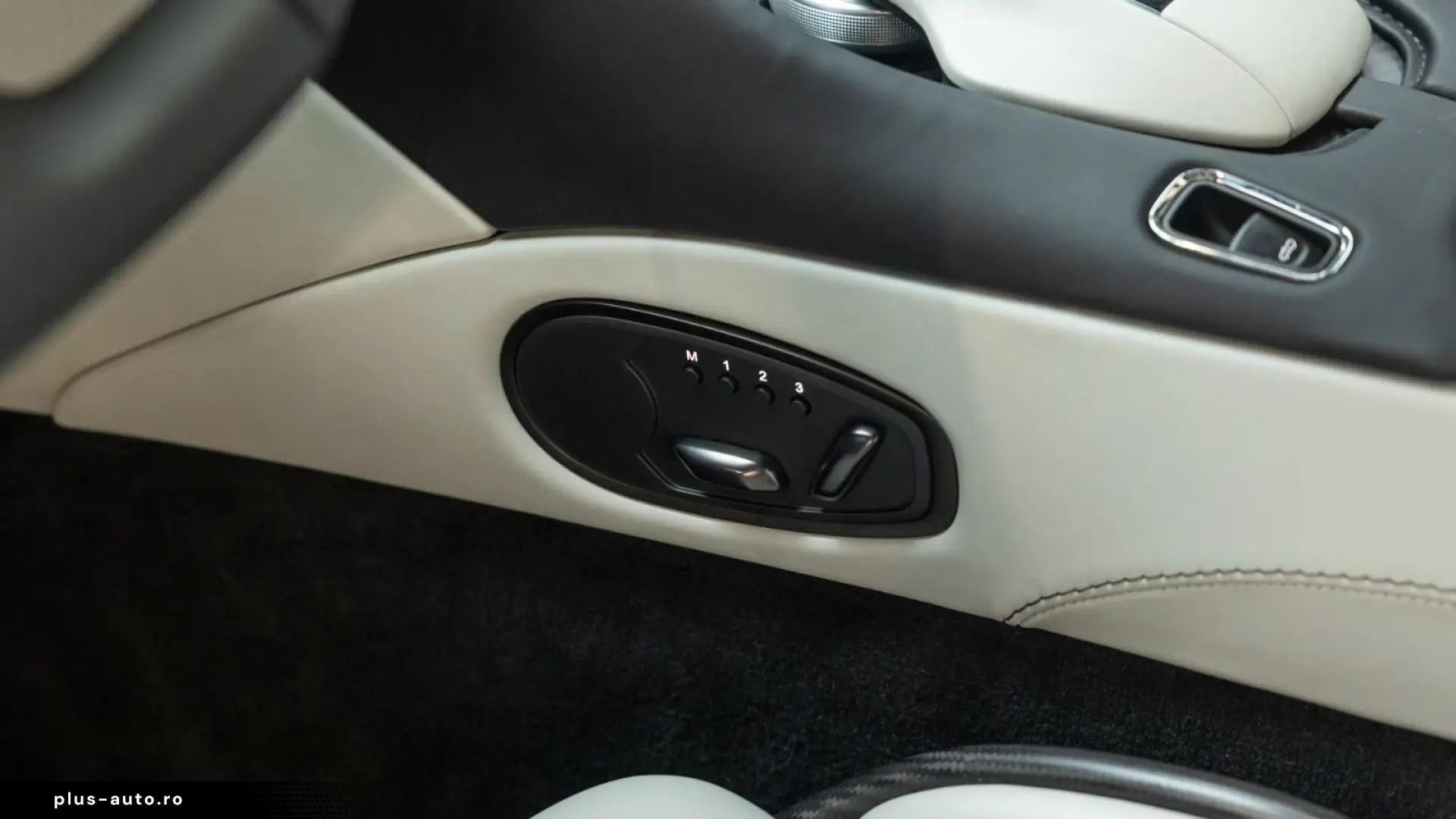 Aston Martin DBS 770 Ultimate Volante   Satin Paint   Carbon