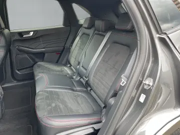 FORD Kuga ST-Line X   PHEV   225PS   IACC   B&O Sound