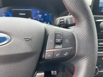 FORD Kuga ST-Line X   PHEV   225PS   IACC   B&O Sound
