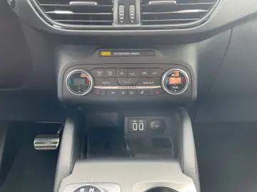 FORD Kuga ST-Line X   PHEV   225PS   IACC   B&O Sound