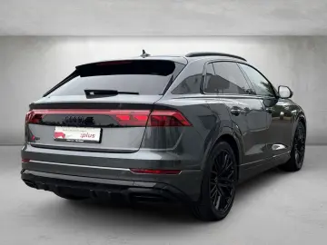 AUDI Q8 55 TFSI